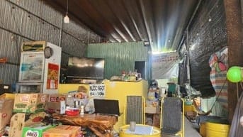 Cần SANG NHƯỢNG (có chỗ ở cả gia đình): quán cafe, tạp hóa cổng trườ