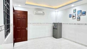 Phòng 3tr, có tủ lạnh, máy lạnh, KDC 13E, sau ĐH VHU EUH Bình Chánh