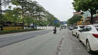 Hiếm Ngô Gia Tự – Đường ô tô tránh, ngõ thông, kinh doanh, 68m²,