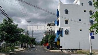 Tôi chính chủ bán đất gần chung cư