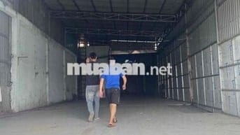 Cho thuê kho 920 m Phan van hớn 1 xẹt -Gần quoc lộ 22