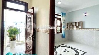 STUDIO BAN CÔNG FULL NỘI THẤT CHỈ TÍNH PHÍ ĐIỆN NƯỚC GẦN ĐH BÁCH KHOA