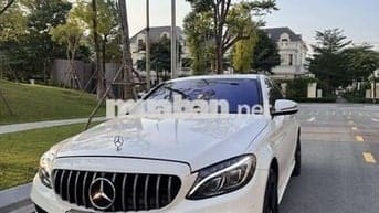 Mercedes Benz C 2015 C300 AMG - 120000 km