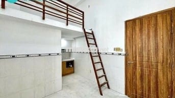 PHÒNG CÓ GÁC - THANG MÁY - GIÁ RẺ ÂU DƯƠNG LÂN, Q8