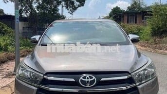 Toyota Innova 2019 2.0E - 128000 km