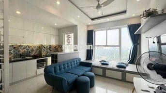 Cho thuê căn góc view QK7 2PN.2WC tầng cao The Botanica