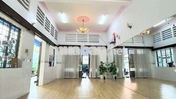 Mặt Bằng đẹp phù hợp làm spa, có lượng khách ổn định