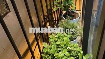 STUDIO FULL ĐỒ CỰC XINH Ở QUẬN TÂY HỒ - TÔ NGỌC VÂN