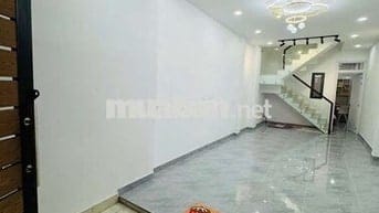 BÁN NHÀ TRUNG TÂM QUẬN 10 - DÒNG TIỀN 50TR/TH - CHỈ HƠN 9TY