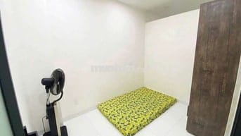 CHO THUÊ CĂN HỘ DỊCH VỤ 2PN 60M2 TẦNG 3 TRONG KDC NAM LONG CÓ NỘI THẤT