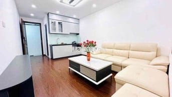 Tập thể Minh Khai, 2 thoáng, ô tô đỗ, 2PN 2WC 80m2 full nội thất