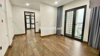 VĂN PHÒNG GIÁ TỐT MẶT TIỀN ĐƯỜNG LÊ LỢI GẦN CẦU SÔNG HÀN