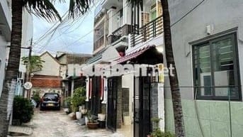 Nhà nguyên căn 2PN, Quận 12, thoáng mát sạch sẽ, hẽm xe hơi