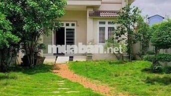 CHO THUÊ NHÀ VƯỜN FULL NỘI THẤT 3PN- HẺM XE HƠI GIÁ TỐT PHƯỚC THÁI