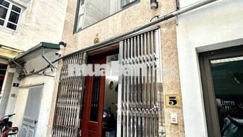 NGÕ 35 ĐẶNG THAI MAI - TÂY HỒ - YÊN TĨNH -THUẬN TIỆN CÁC PHỐ TRUNG TÂM