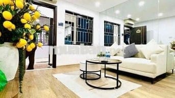 Lô góc Tập Thể phố Quỳnh Mqi nhà đẹp 2 thoáng oto đỗ thông 70m T2 giá