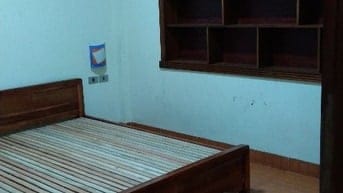 Cho thuê tầng2 rộng 65m2 gồm 2 phòng  Hồ Tùng Mậu đủ đồ -5,5triệu/thán