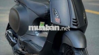 Vespa Sprint 2021 Đen Nhám