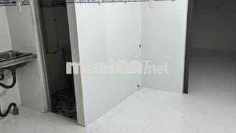 Cho thuê phòng sạch sẽ thoáng mát hẻm 1135 Huỳnh Tấn Phát