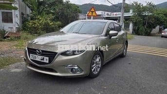 2015 1.5 AT Sedan - 72000 km