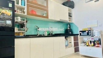 Cho thuê căn 3PN 2WC PEGASUITE 1- 90m2 giá 14.000.000 ở liền