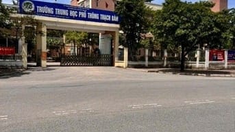 Nhà LONG BIÊN PHÂN LÔ – LÔ GÓC 3 MẶT THOÁNG – TRƯỚC NHÀ Ô TÔ TRÁNH 