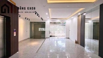 CHO THUÊ NHÀ CÓ THANG MÁY MẶT TIỀN TRUNG TÂM