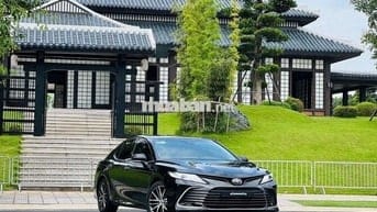 Toyota Camry 2022 2.0Q - siêu lướt 22,000 km.