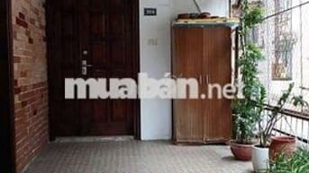 CHO THUÊ CĂN HỘ TẬP THỂ TẦNG 3– LÒ ĐÚC, 70M2 -2 NGỦ - GIÁ 10.5 TRIỆU