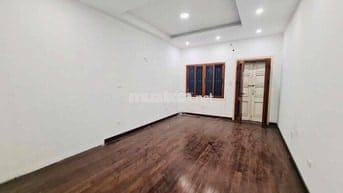 CHO THUÊ VĂN PHÒNG RỘNG GIÁP MẶT ĐƯỜNG HOÀNG QUỐC VIỆT