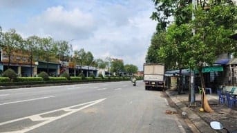 Cần bán gấp đất mặt tiền cầu phú Long q12