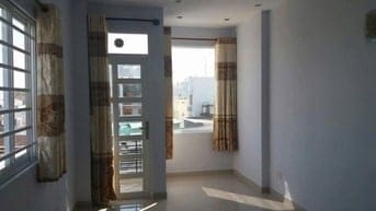 Cho thuê nhà mới đẹp đường Bùi Minh Trực phường 5 quận 8, trệt, 2 lầu 