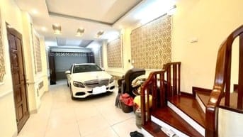 Hoàng Văn Thái Gara Ô TÔ Tránh 50m/5 tầng chỉ 18.5 tỷ 