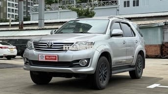 Toyota Fortuner 2016 2.7V 4x2 - Máy Xăng -Tại Hãng