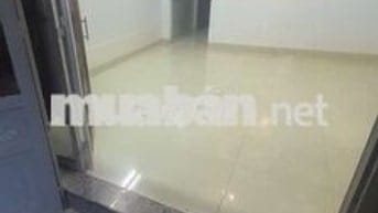 Nhà sạch sẽ dọn vào ở đc liền ,DTSD 50m² ,nhà cấp 4, 1pn ,1wc,