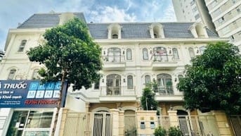 Cho thuê nhà khu biệt thự số 119D Phổ Quang , Phường 9, Quận Phú Nhuận