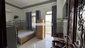 cho thuê phòng ban công full nội thất có thang máy 4triệu8