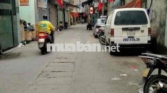 bán nhà cầu Bươu diện tích. 71.1.m2 . nhà cũ. giá 10.5 tỷ