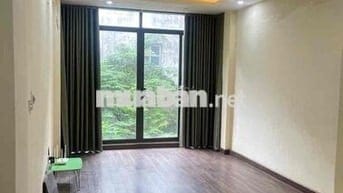 Siêu Phẩm Ba Đình Đón Tết 42m2 - 5 Tầng - Sát Phố - Ngõ Nông - 10 Tỷ