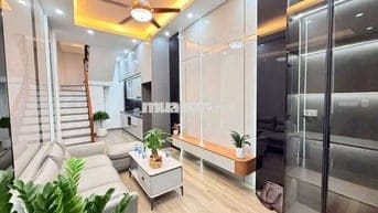 Bán nhà chính chủ Quan Nhân, 28m2 ngõ thông chỉ 7.3 tỷ!