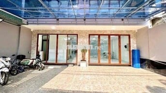 Cho thuê VP 160m2 Đồng Đen phù hợp làm showroom, văn phòng đại diện