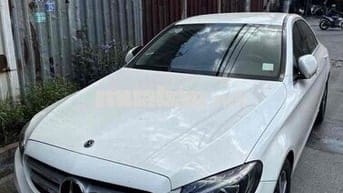 Mercedes Benz C Class 2017 C200 - 90000 km