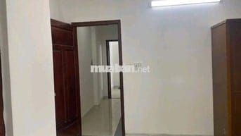 NHÀ SẠCH SẼ,DT 4*13M,1 LẦU, 2PN,2WC,SÂN ĐỂ XE MÁY,GẦN CHỢ TX