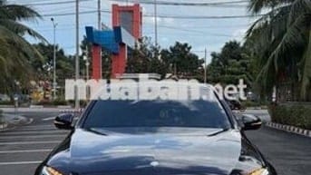 Mercedes Benz C300 AMG 2016 - 90000 km