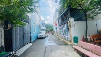 BÁN NHÀ HẺM XE TẢI THÔNG LÊ VĂN VIỆT, TĐ. 81M2 5.9TỶ. LH: 0902631439