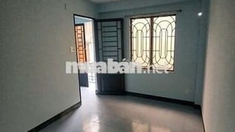 Bán nhà hẻm Phạm Hùng Phường Chánh Hưng. Nhà hẻm thẳng, gần mặt tiền