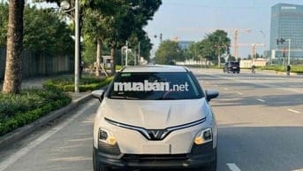 VinFast Vf5 sx 2025 - 10000 km