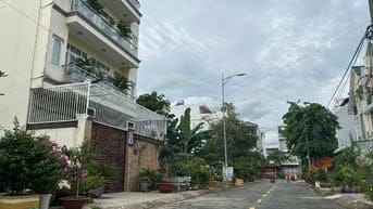 BÁN ĐẤT 8 X 17.5M - GẦN CHỢ VÀ ỦY BAN PHƯỜNG THẠNH MỸ LỢI 