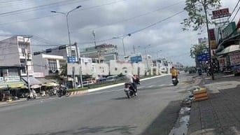 Nhà 3x25m trệt gác mặt tiền Nguyễn Văn Cừ