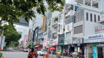 Giá 86 tỷ cần gấp bán lô đất ngang 11mx22m đường Hai Bà Trưng Q.3